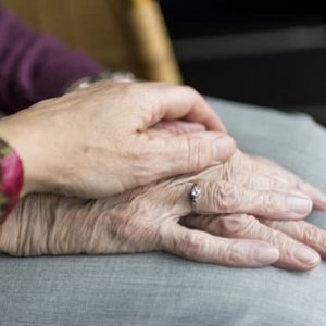 Vivre avec l&rsquo;Alzheimer : Mon Parcours d&rsquo;Aidante et l&rsquo;Impact de ma Yogathérapie