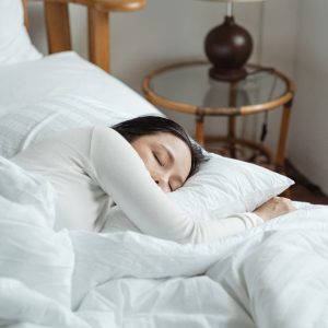 L&rsquo;Importance du Sommeil pour la Santé du Cerveau : Ménopause, Alzheimer, Yogathérapie et Ayurveda.
