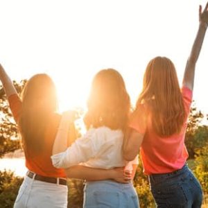 Être en Pré ou Ménopause et Être Aidant : Un Voyage de Courage et de Sérénité